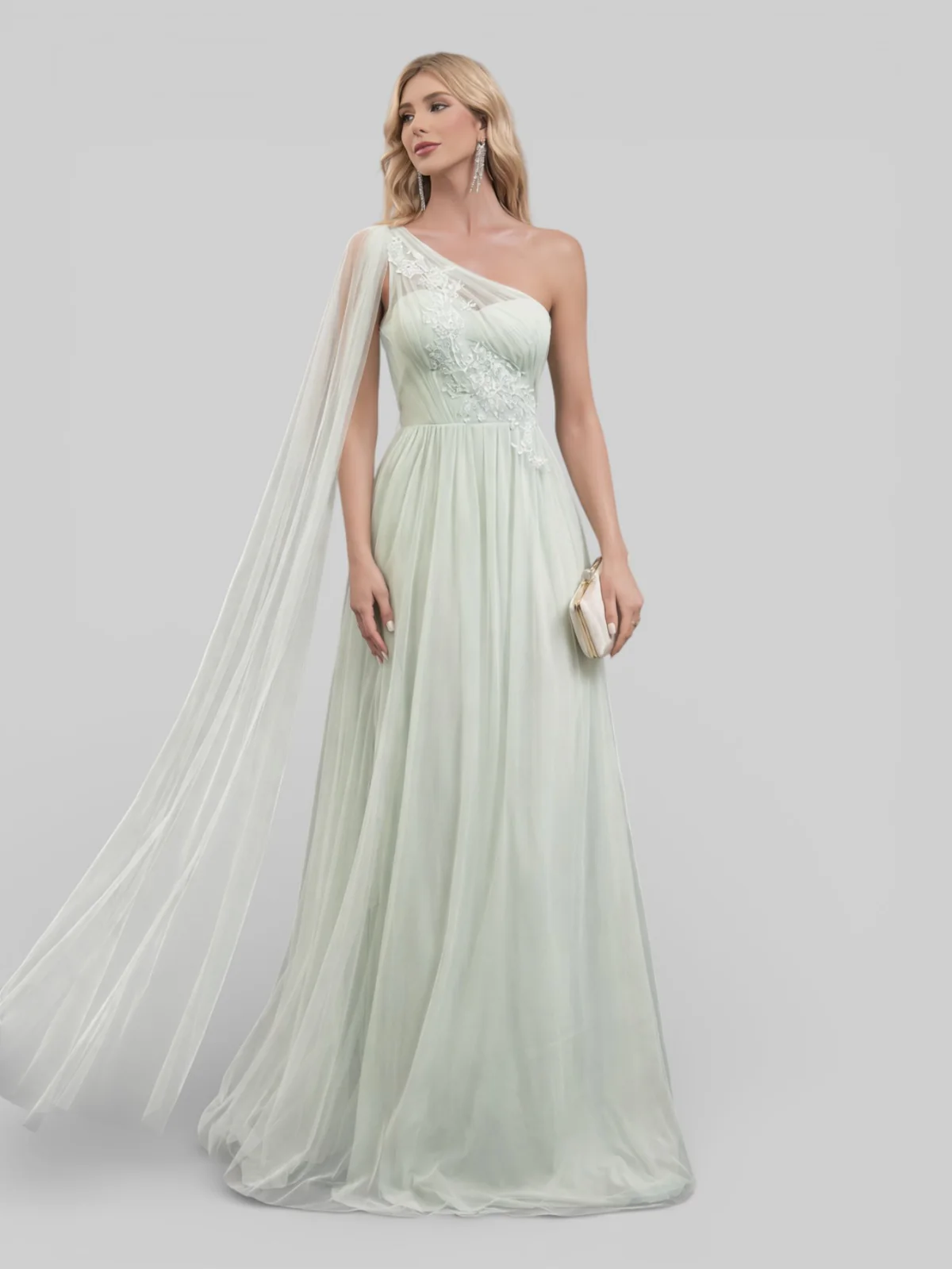 Vestido de Festa Bordado com Faixas